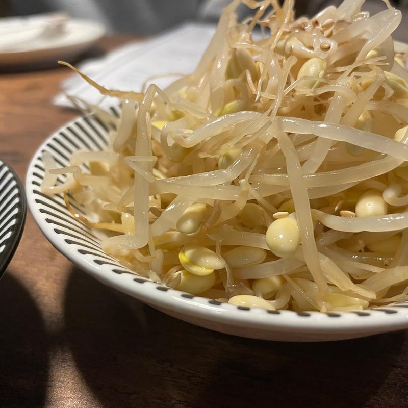 もやしナムル(韓国料理 兄弟チキン)