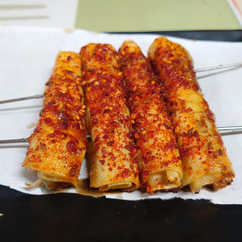 干豆腐巻(鑫燃麻辣烫烧烤刀削面火锅)