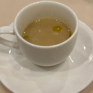新玉ねぎのスープ(アル マンドリーノ )