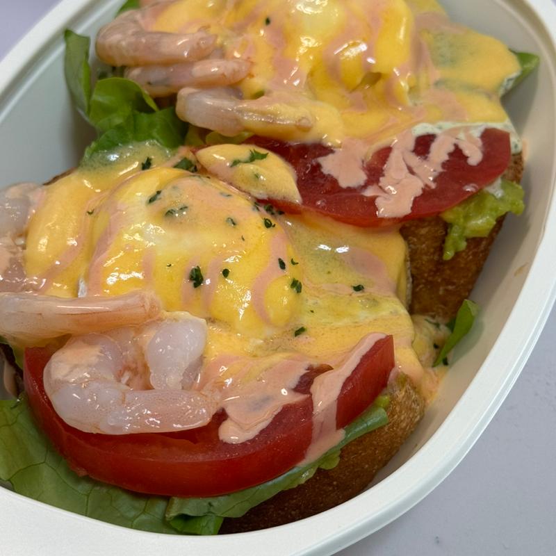 シュリンプアボカドエッグベネディクト(BONDI CAFE)