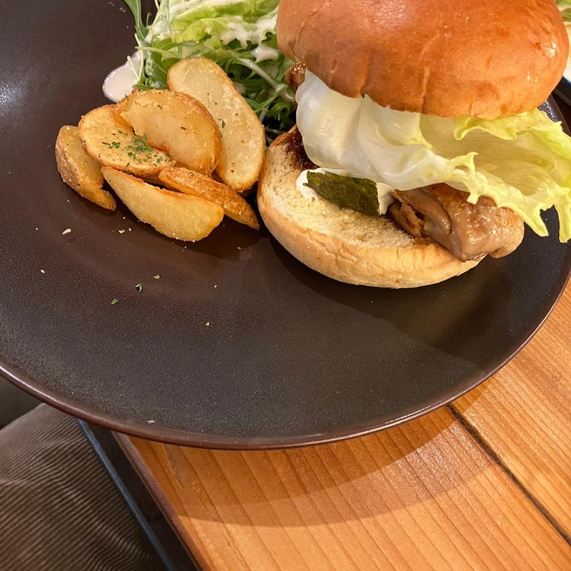 熟成高宮鶏のてりやきバーガー(CRAFT BEERと炭火 はればれ)