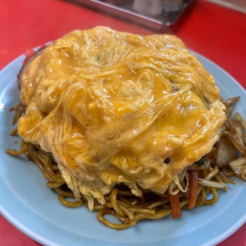 卵のせカレー焼そば(昇福亭 )