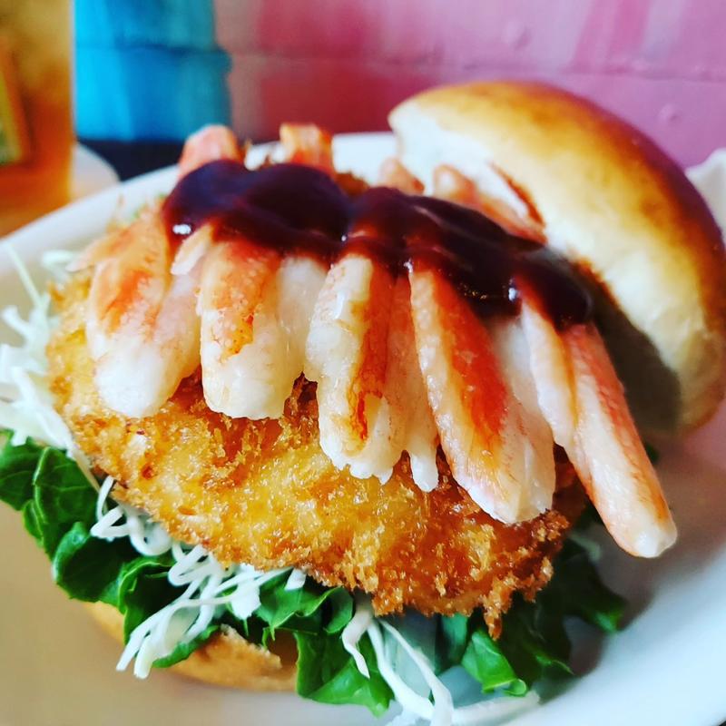 蟹とクリームコロッケ(toto BURGER)