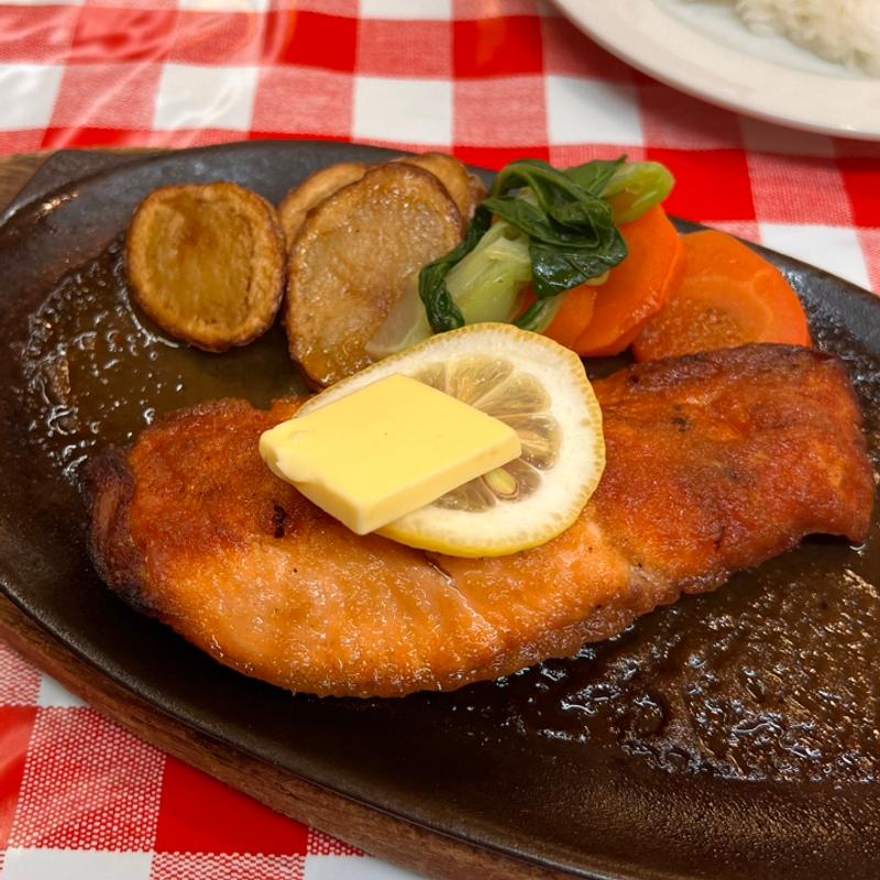 ステーキサーモン(洋食 大吉)