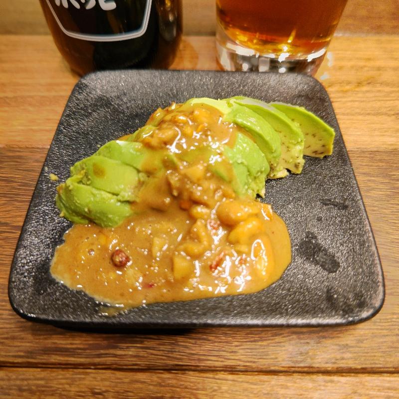 よだれアボカド(焼売スタンド きんぎょ)