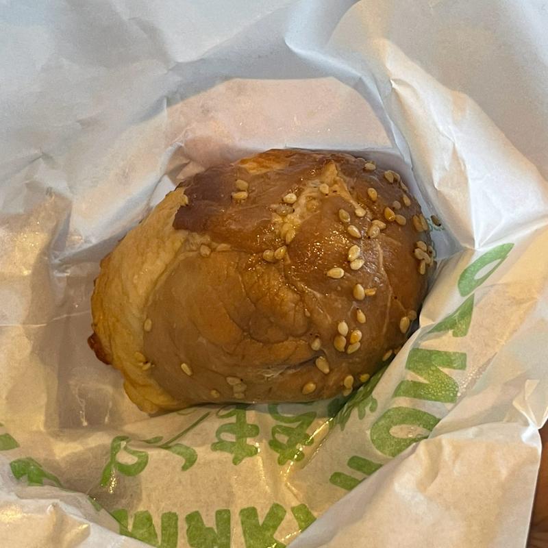 肉巻きおにぎり(元祖にくまき本舗 宮崎本店 （がんそにくまきほんぽ）)