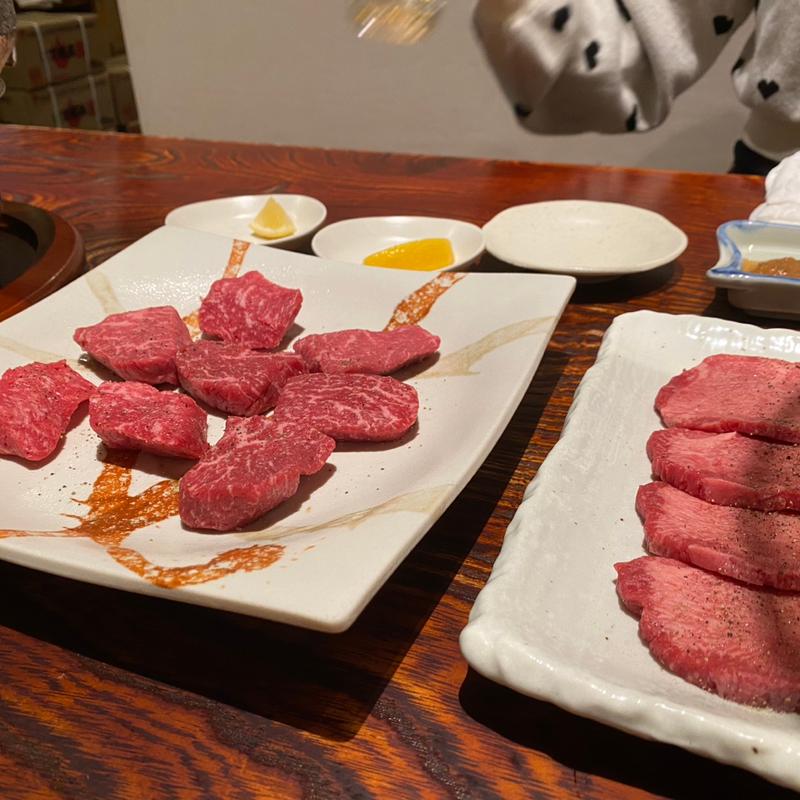 (炭火焼肉 くらた)