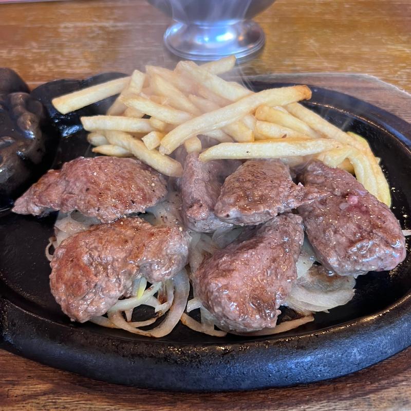 山盛カットステーキ(ステーキハウス ブロンコビリー大宮南中野店)