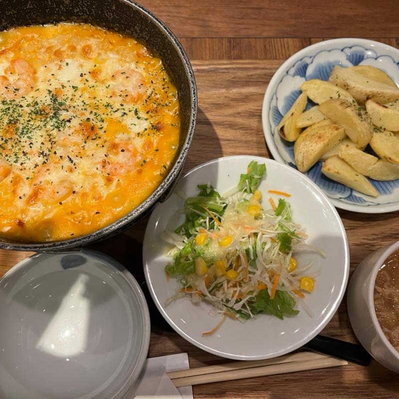 ランチ(海老とモッツアレラのイセエビ風味クリームドリア)(神戸元町ドリア 鳥栖プレミアムアウトレット店)