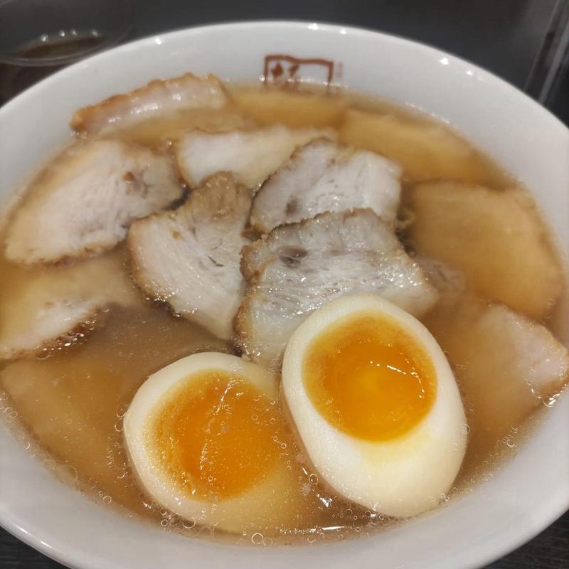 焼豚ラーメン 味玉(喜多方ラーメン坂内 汐留シティセンター店)