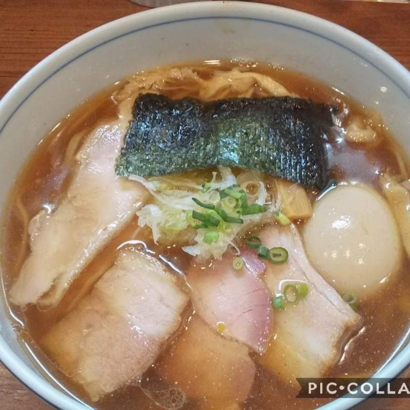 醤油らーめん全部入り(麺処 びぎ屋)