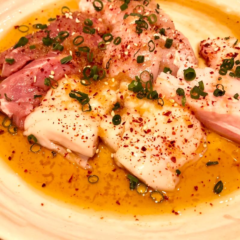 極上ホルモン特選盛り(炭火焼肉ホルモンうしごろ中目黒店)