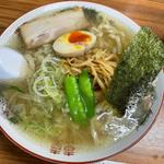 朝ラー 小 太麺 塩 背脂抜き
