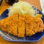 極厚熟成ロースかつ定食 300gr(かごしま黒豚 六白亭 )