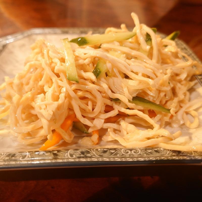 干し豆腐の千切り和え(四川料理 華美 京橋)