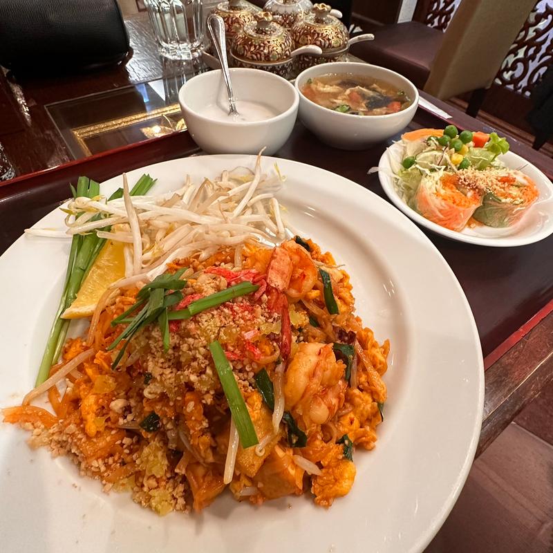 パッタイ(ジャスミン タイ 八重洲店)