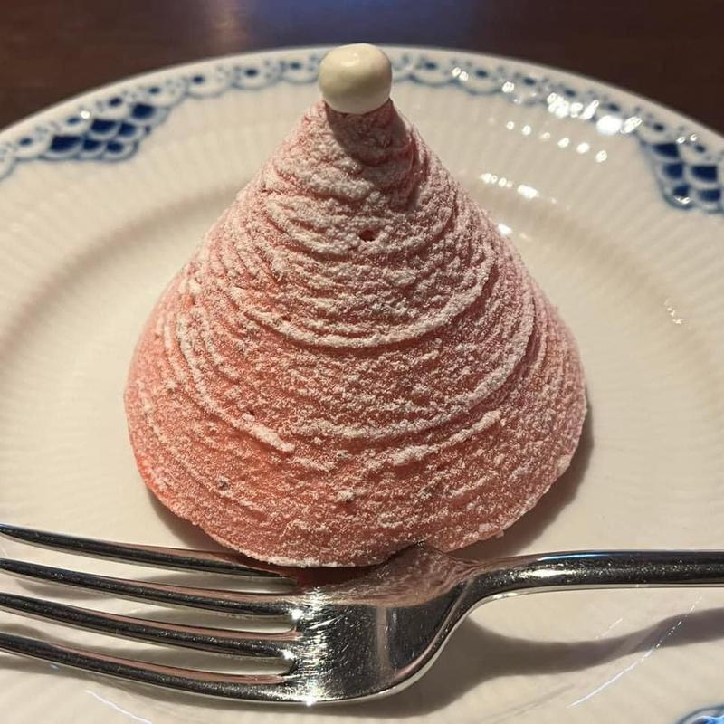 いちごのモンブラン(ル ガリュウＭ （LE GARUE M）)