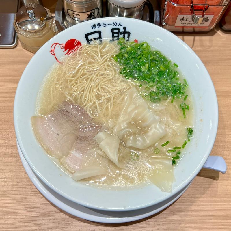 ワンタンメン(博多らーめん 日助（ひすけ） 渡辺通本店)