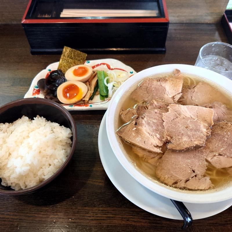 特上肉塩らぁめん(自家製麺 仁〜JIN〜)