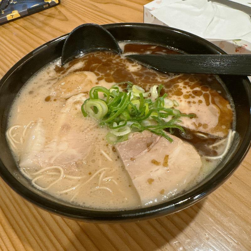 豚骨味玉チャーシュー麺(あすの澪 奈良 葛城店)