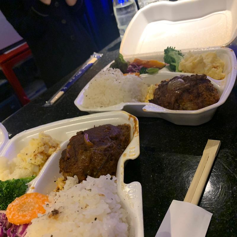 ハンバーグ(洋食厨房ムギ)