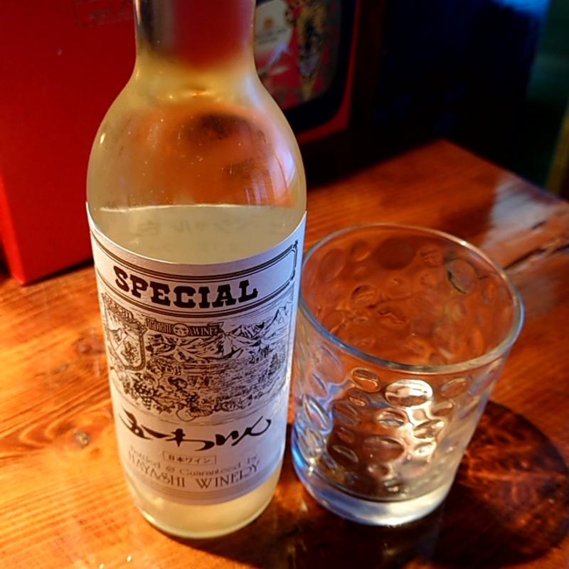 五一わいん（白）(禄次 ROKUJI)