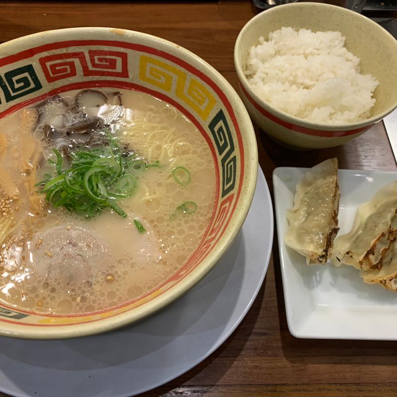 とんこつジャンガララーメン（餃子セット(東京じゃんがら 秋葉原)