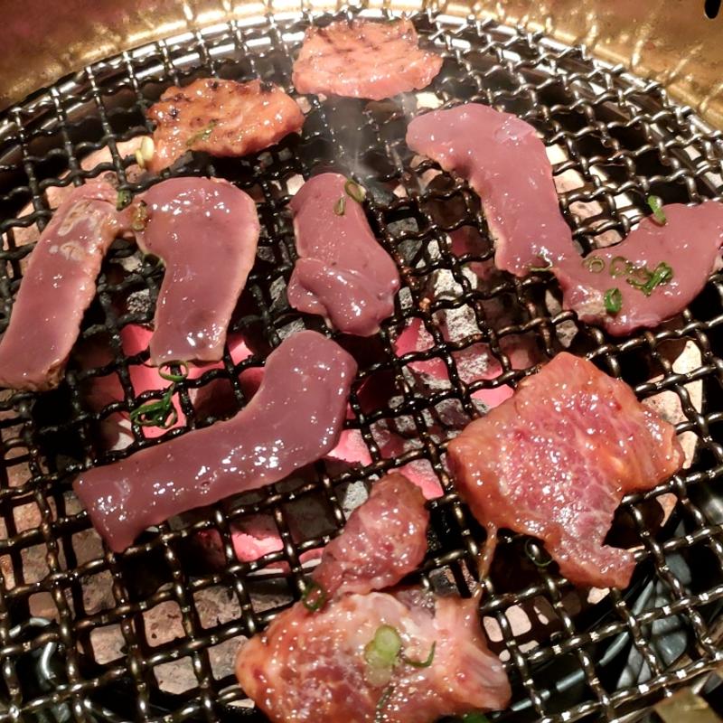 焼肉食べ放題(炭焼厨房みつわ )