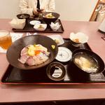 海鮮丼定食(うおいち食堂 )