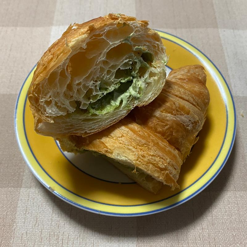 クロワッサンサンド 西尾の抹茶(カネスエ 津島愛宕店)