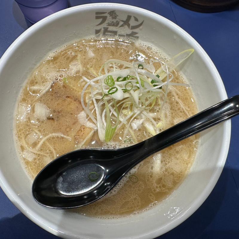 魚介とんこつラーメン(ラーメン海鳴 天神店)