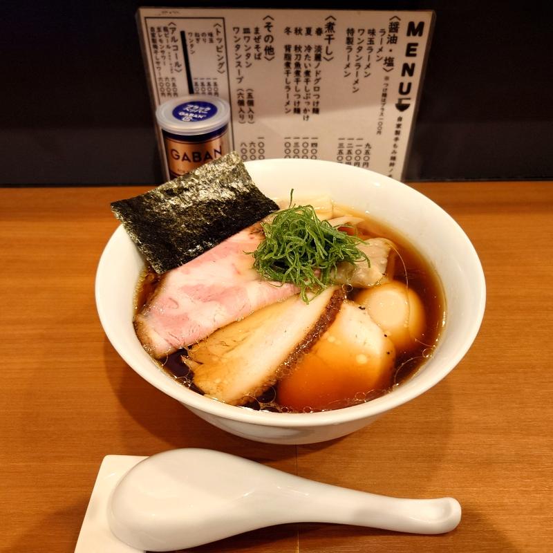 醤油特製ラーメン(自家製手もみ麺 鈴ノ木)