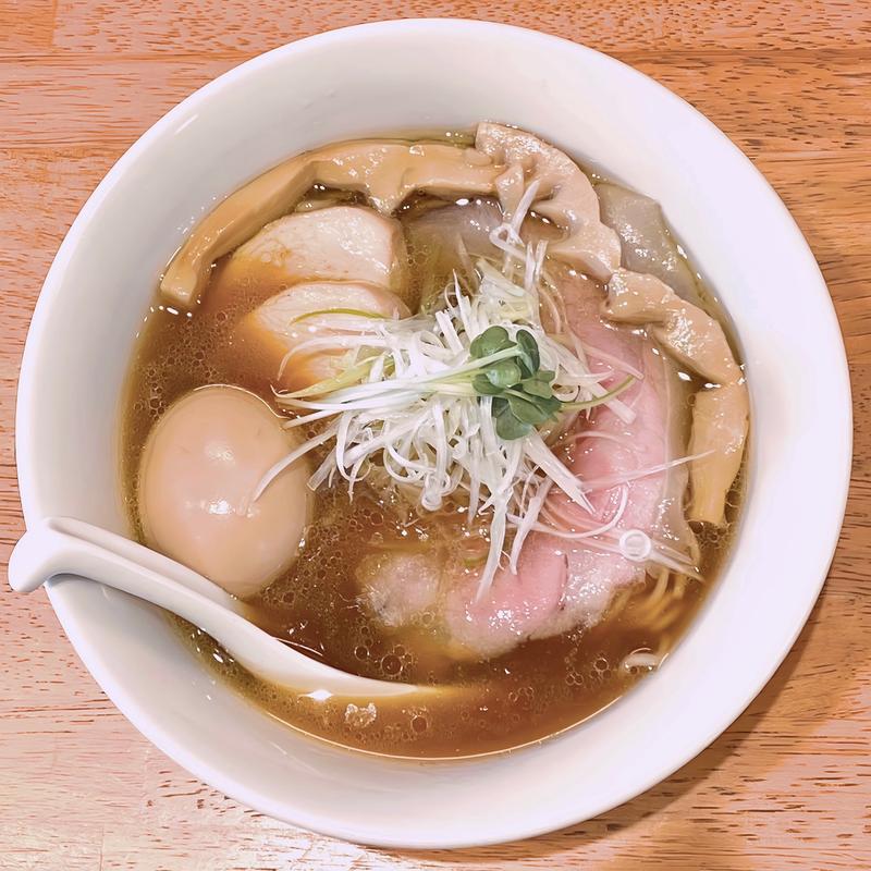 味玉貝だし醤油らぁ麺(らぁ麺なか川)