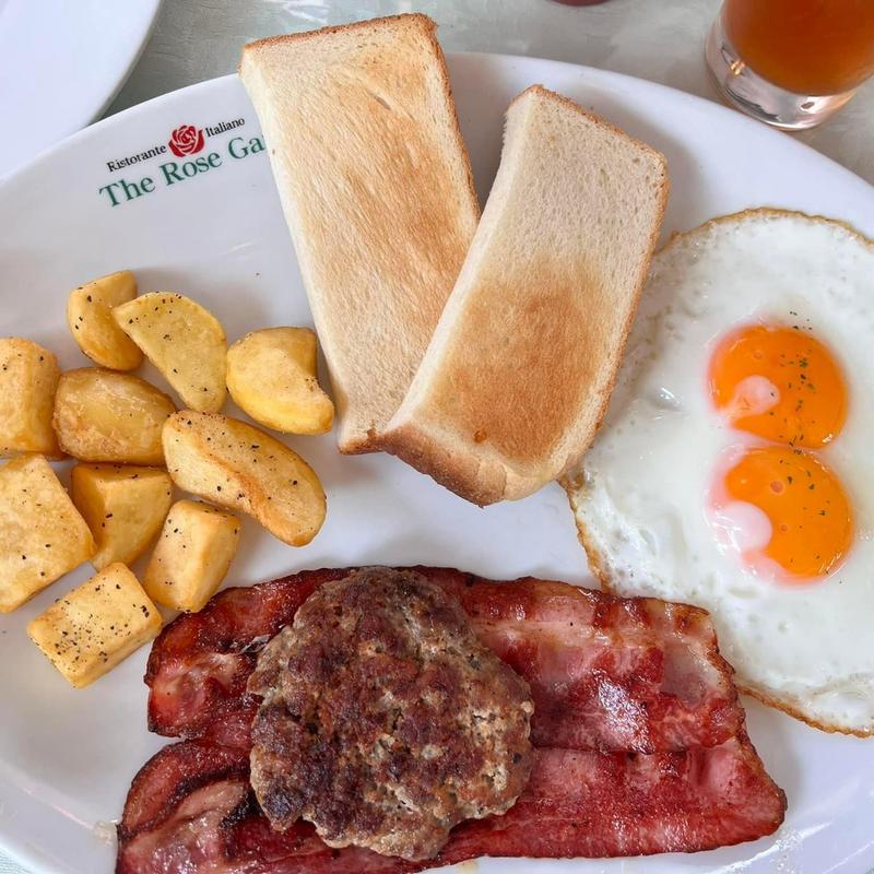 トーストブレックファースト(ローズガーデン)