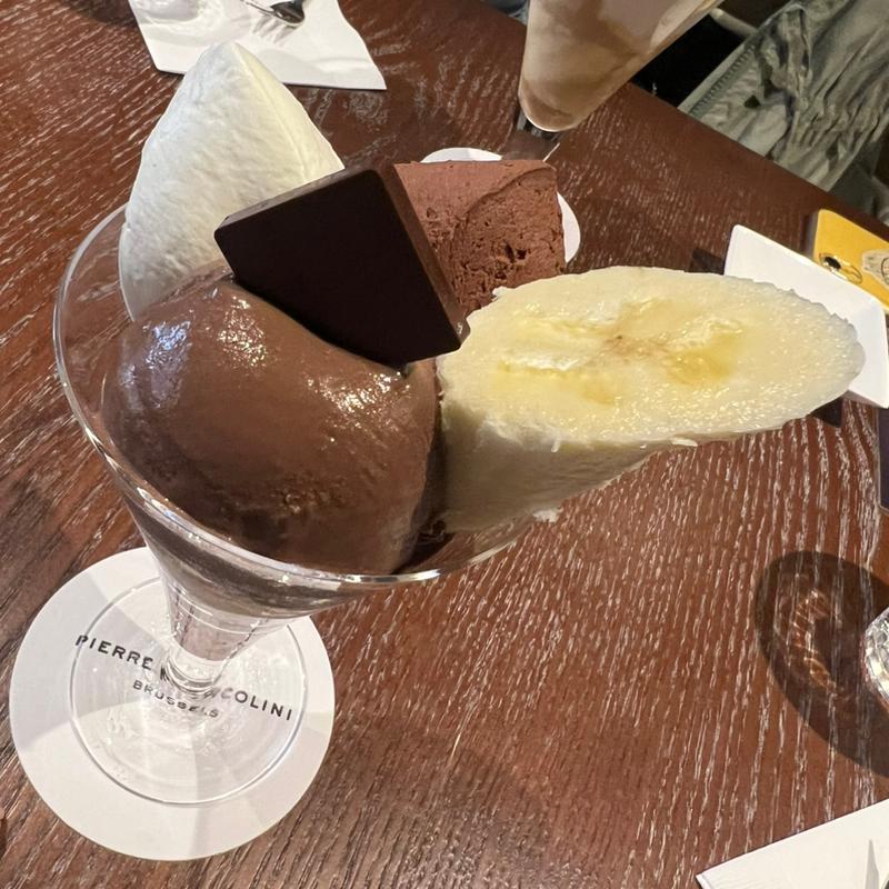 チョコレートパフェ(ピエール マルコリーニ 銀座本店)