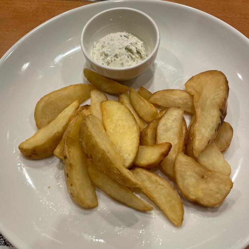 おつまみポテトフライ特製ガーリックバター&レモン(ステーキガスト 栄鍛冶ヶ谷店)