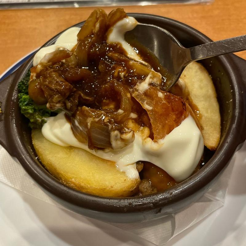 たっぷり野菜の牛すじシチュー(ステーキガスト 栄鍛冶ヶ谷店)