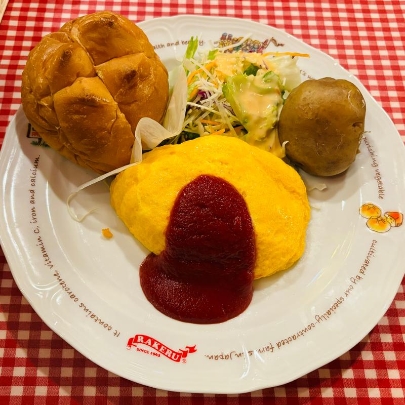 KUKUモッツァレラチーズのオムライス(ラケル 渋谷宮益坂店)