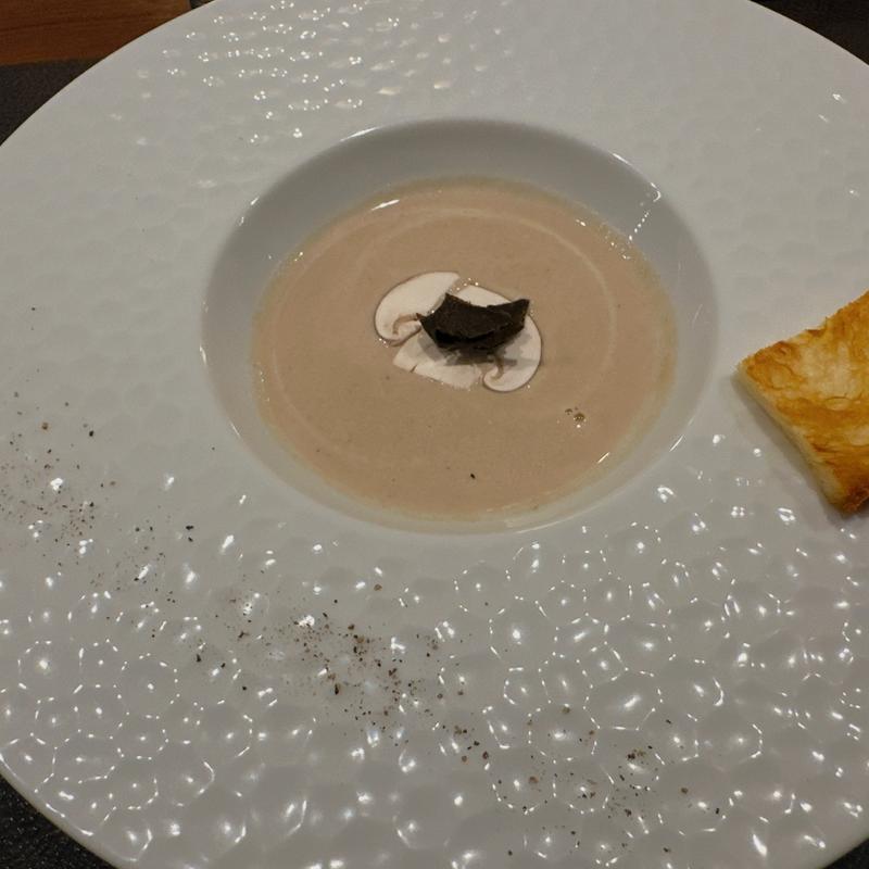 静岡産マッシュルームのポタージュスープ(銀座 鉄板焼き Sublime)