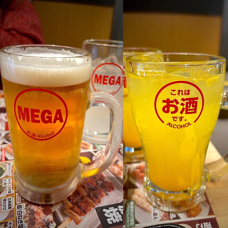 金麦(メガジョッキ)＆果肉が嬉しいみかレモン(鳥貴族 仙台国分町店)