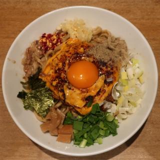 ザ・台湾まぜ麺(炙りチーズトッピング)(Newtowne Noodles)