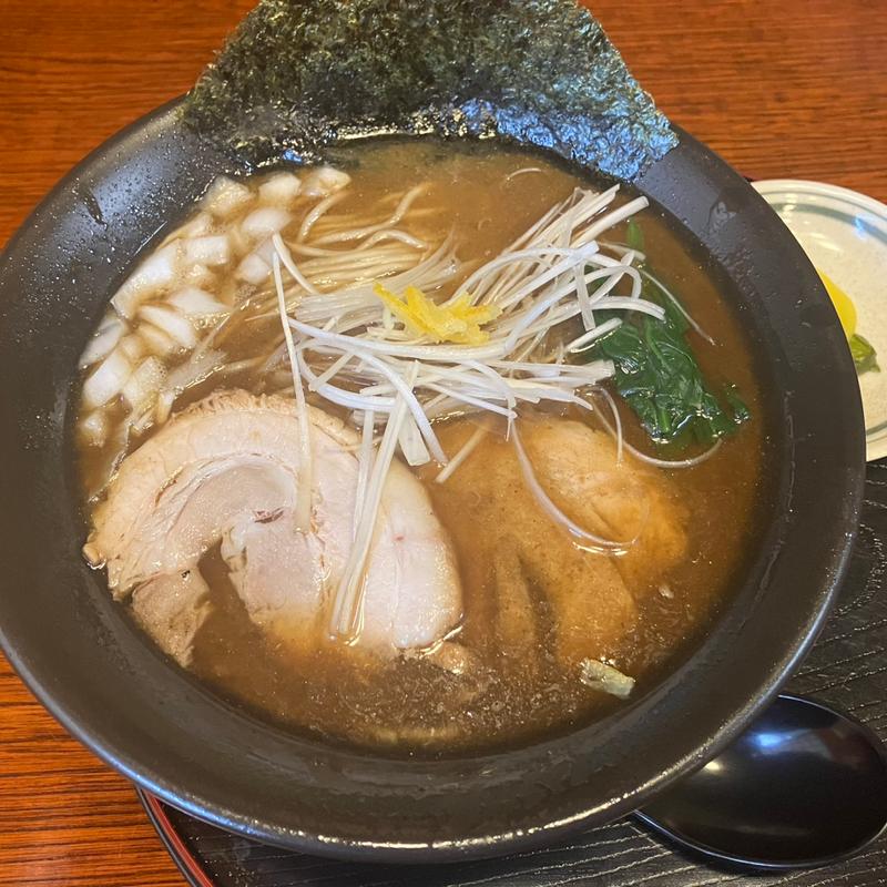 焦がし煮干し醤油ラーメン(麺屋 富蔵)