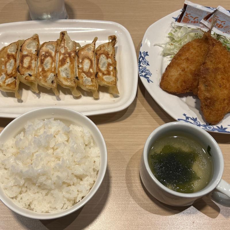 アジフライ・ごはんセットに本格焼餃子(バーミヤン 東中野店)