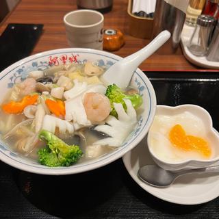 海鮮タンメン(阿里城 シーサイドオーバルガーデン店)