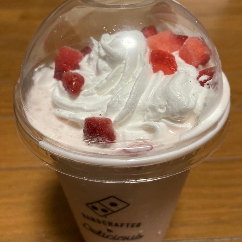 リアルストロベリーホイップクリーム(ドミノ・ピザ4号梅島店)