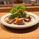 初カツオの藁焼き　金柑とホワイトセロリのサラダ(tsugumi)