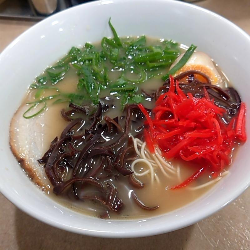 とんこつラーメン(大手町ラーメン)