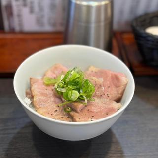 ネギ塩豚丼(麺や福はら)