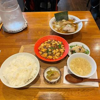 陳麻婆豆腐セット(食事ハウスつの田)