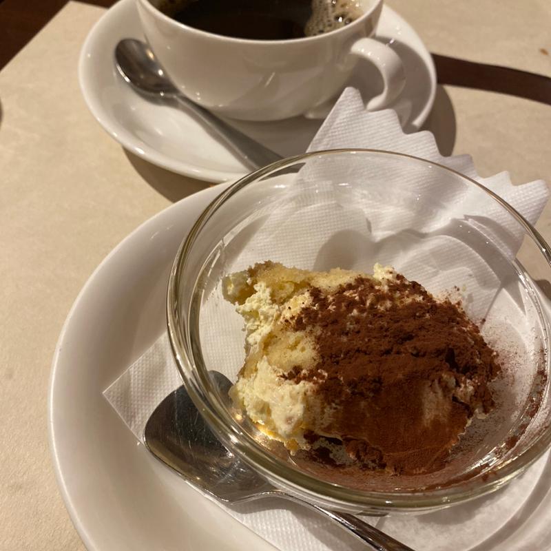 ティラミス(イル フルロ （IL FURLO）)